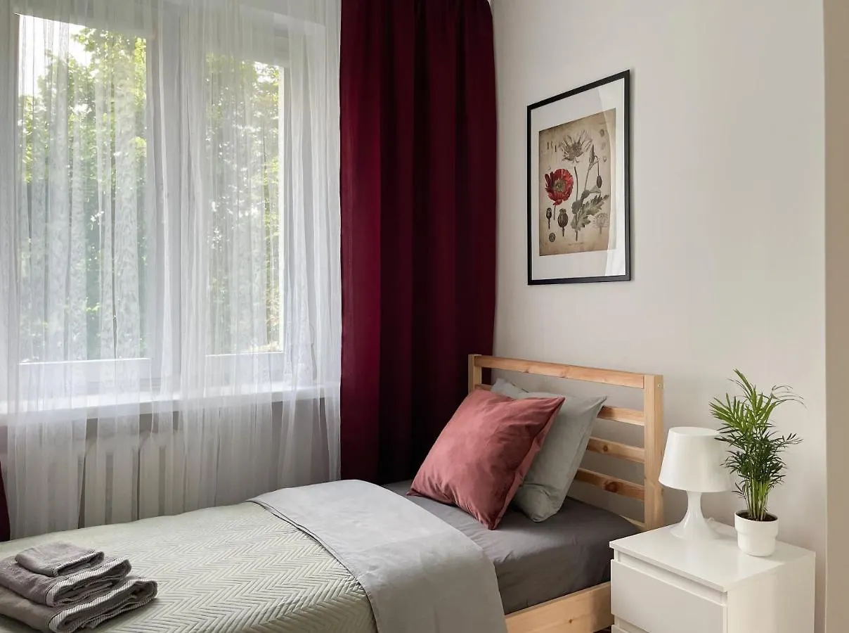 Flower House Warsaw Chopin Airport Auberge de jeunesse