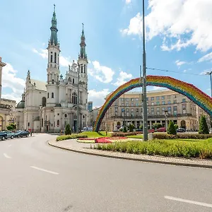 P&o Plac Zbawiciela Варшава