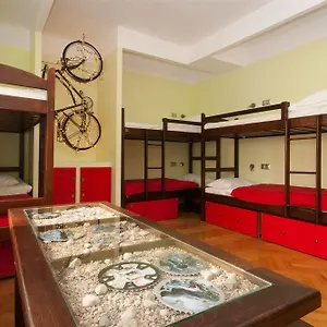 Helvetia Rooms Warsaw City Center And Old Town Auberge de jeunesse