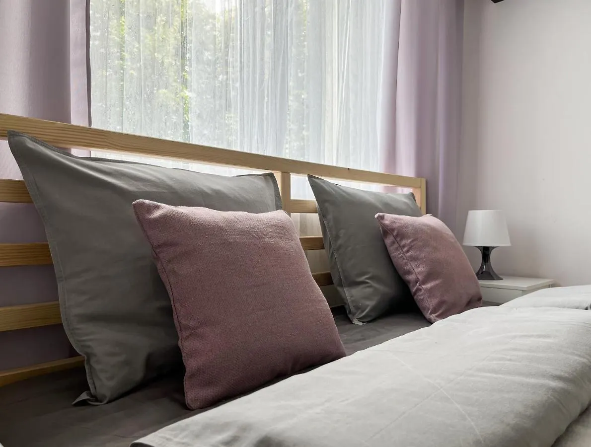 Hostel Flower House Warsaw Chopin Airport Poland